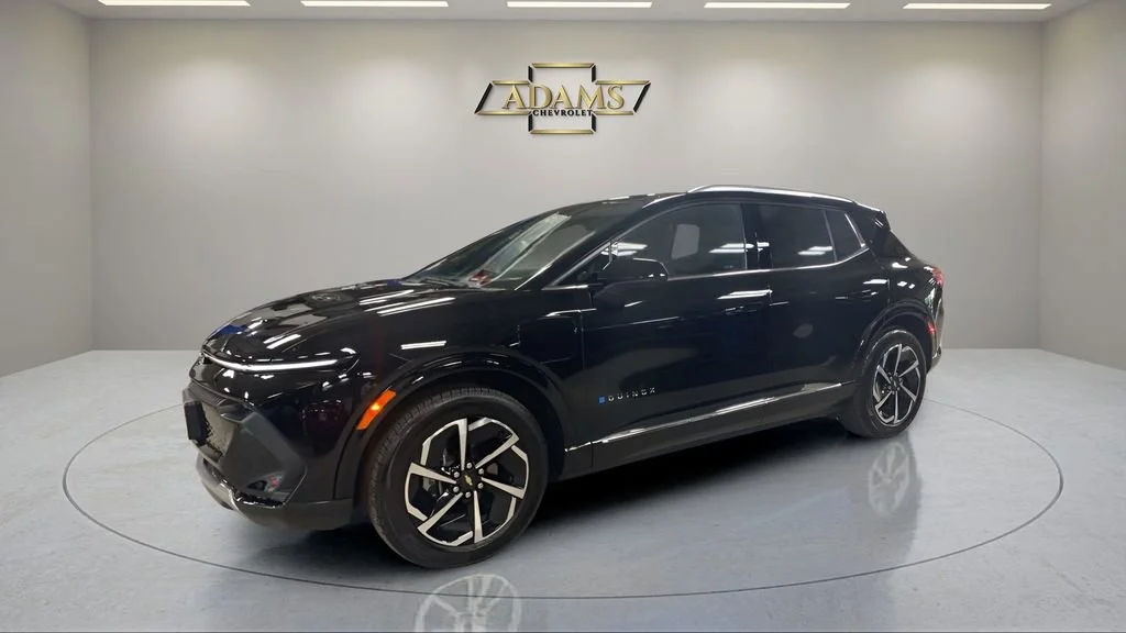 2025 Chevrolet Equinox EV 2LT FWD's photo