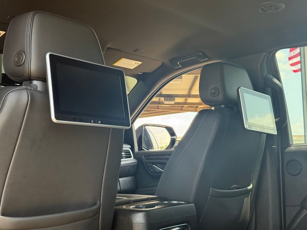 Used 2022 Black GMC Denali image 21