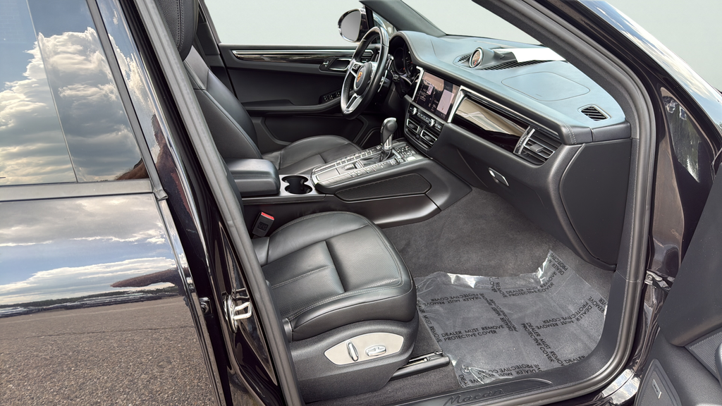 Used 2021 Black Porsche Base image 11