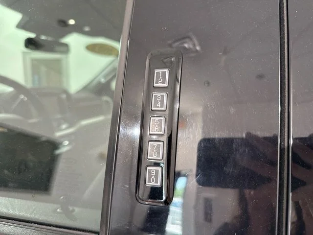 Used 2021 White Ford XLT image 15