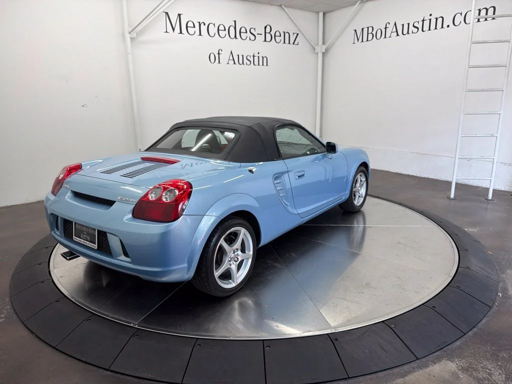 Used 2003 Blue Toyota Base image 8
