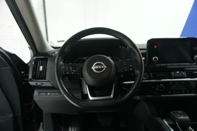 Used 2024 BLACK Nissan SV image 26
