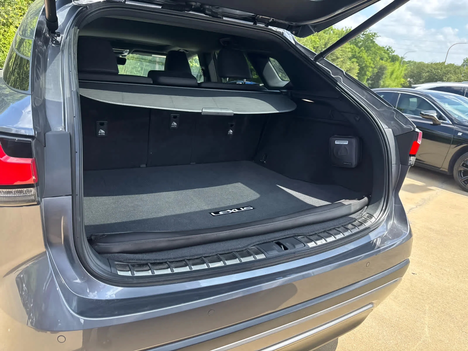Used 2023 Nebula Gray Pearl Lexus Premium Plus image 7