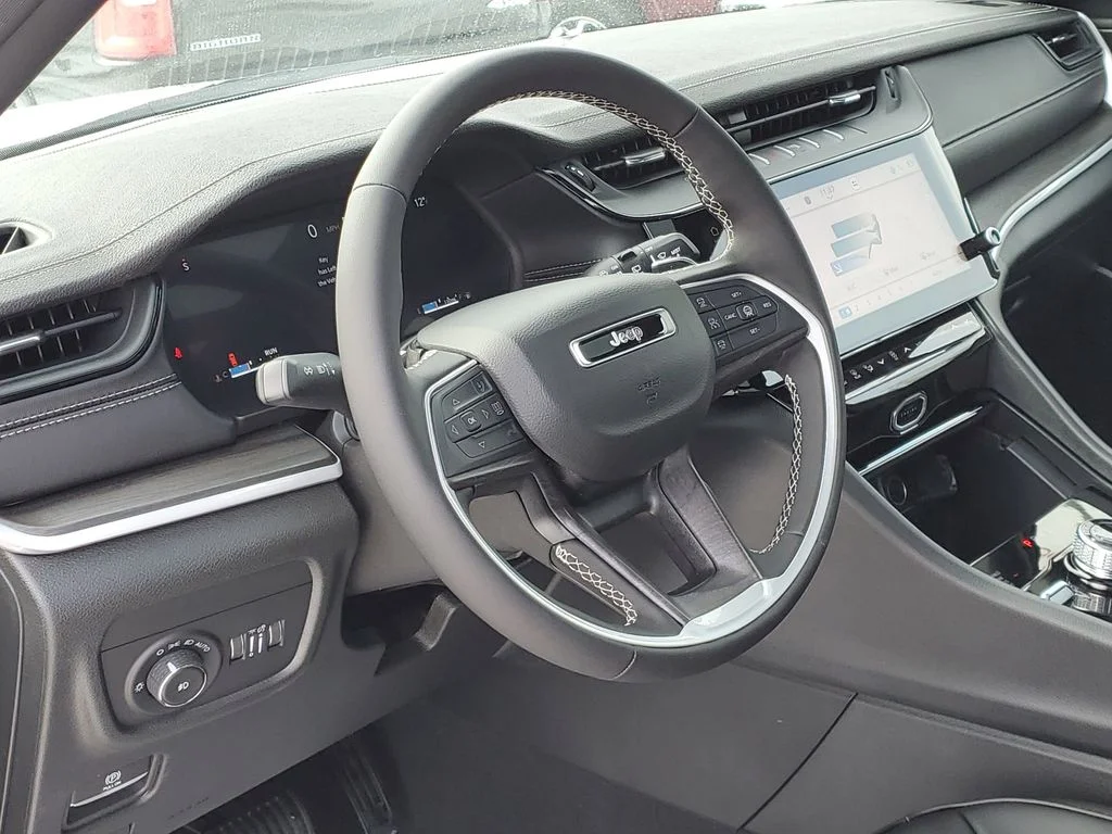 2026 Jeep Grand Cherokee Limited - Photo 12