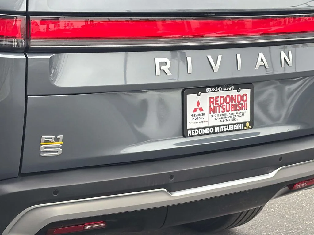 Used 2024 Grey Rivian Adventure image 8