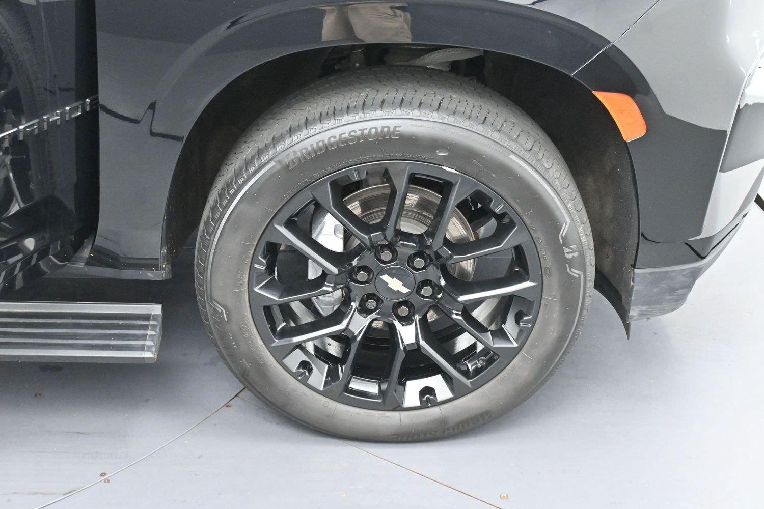 Used 2023 BLACK Chevrolet High Country image 37