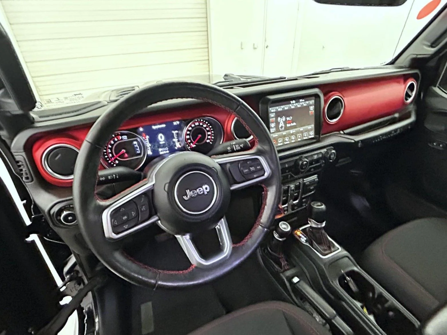 Used 2022 Black Jeep Unlimited Rubicon image 13