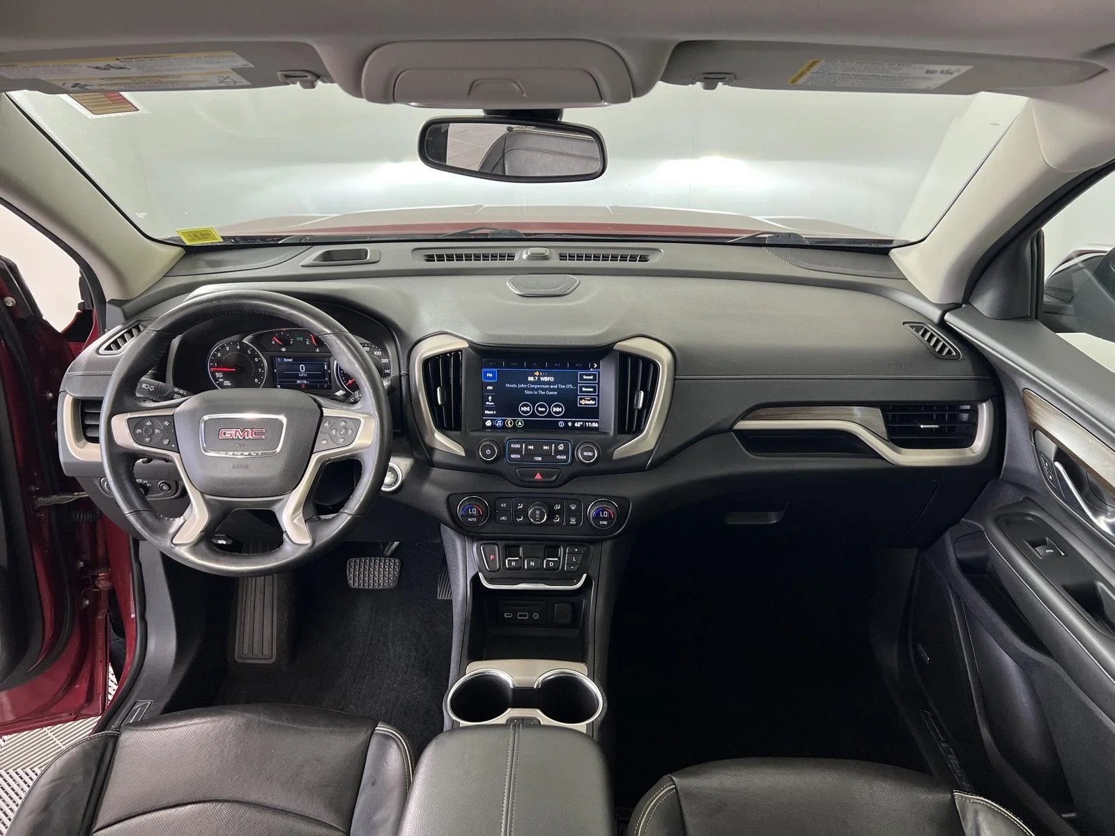 Used 2018 RED QUARTZ TINTCOAT GMC Denali image 24