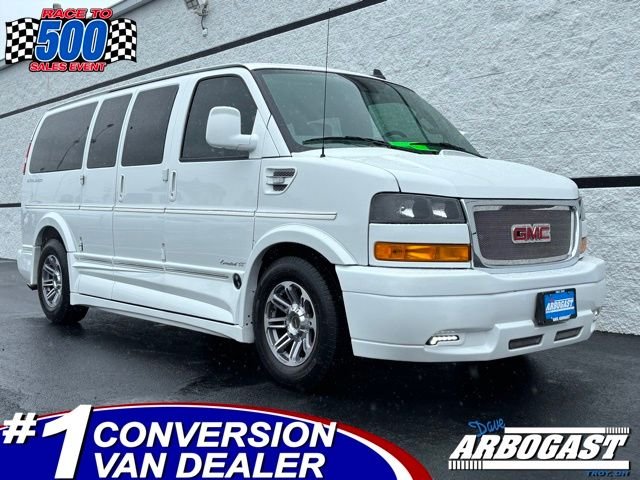 2019 GMC Savana 2500's photo