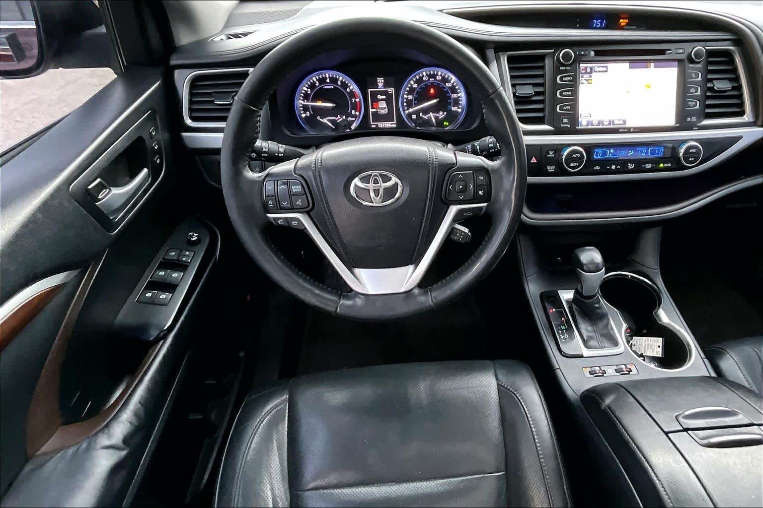 Used 2015 Ooh La La Rouge Mica Toyota Limited Platinum image 6
