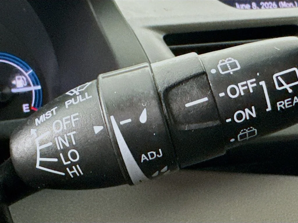 Used 2013 Silver Honda EX-L image 14