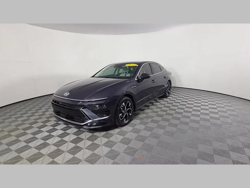 Used 2024 Carbon Blue Hyundai SEL image 50