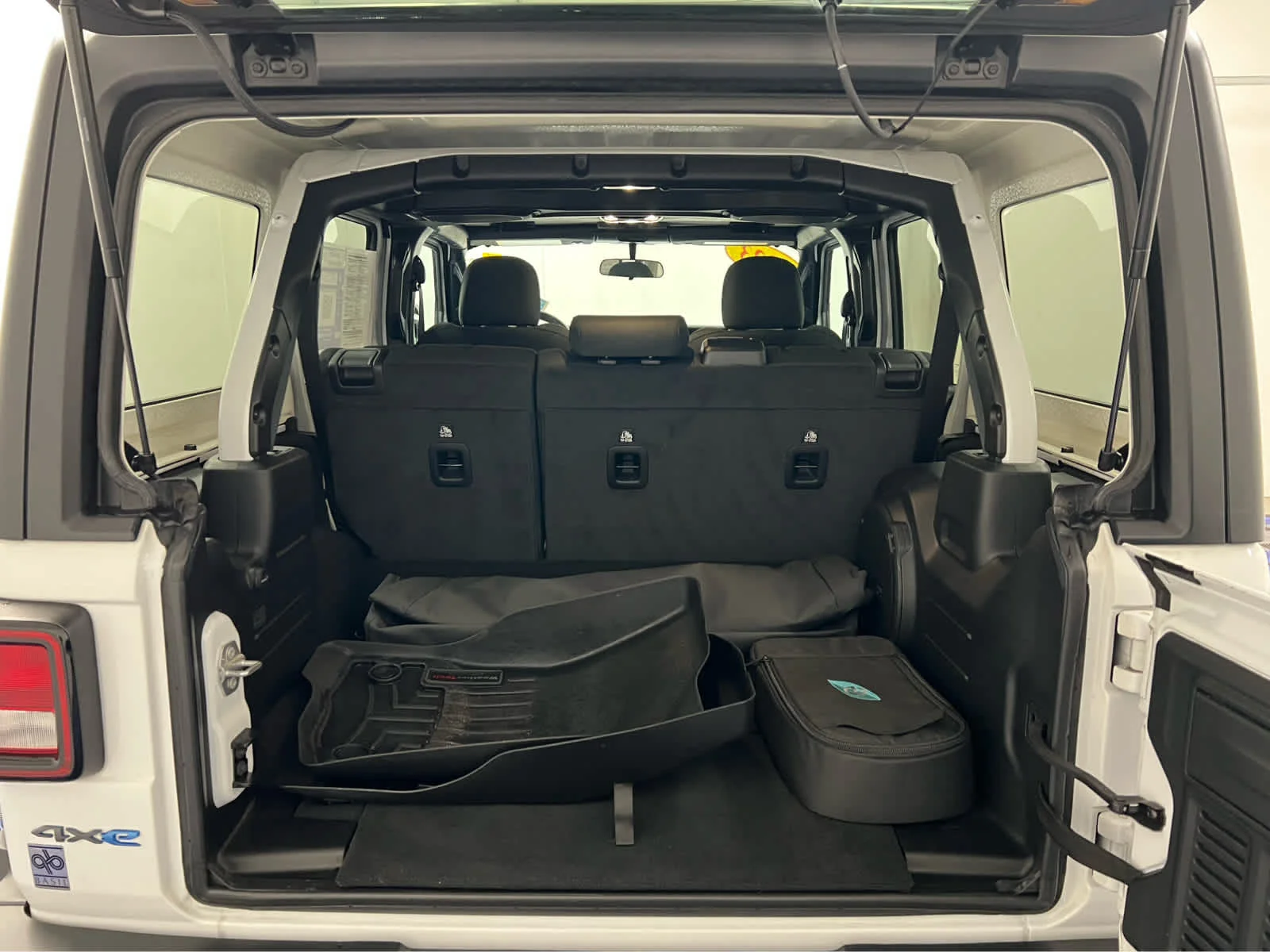 Used 2023 Bright White Clearcoat Jeep  image 12