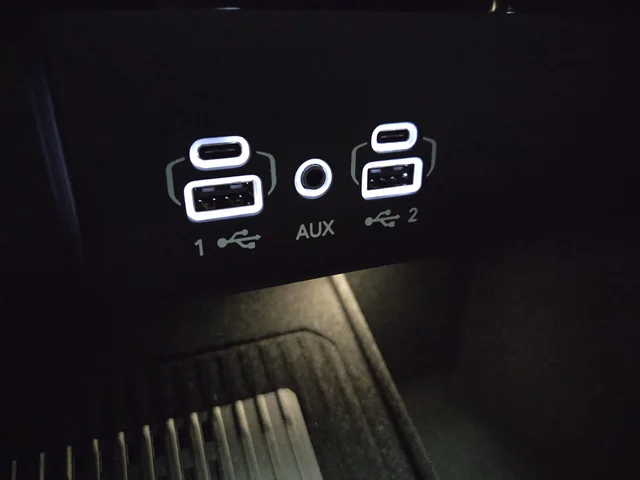 New 2026 Velvet Red Pearl-Coat Exterior Paint Jeep Limited Altitude image 27