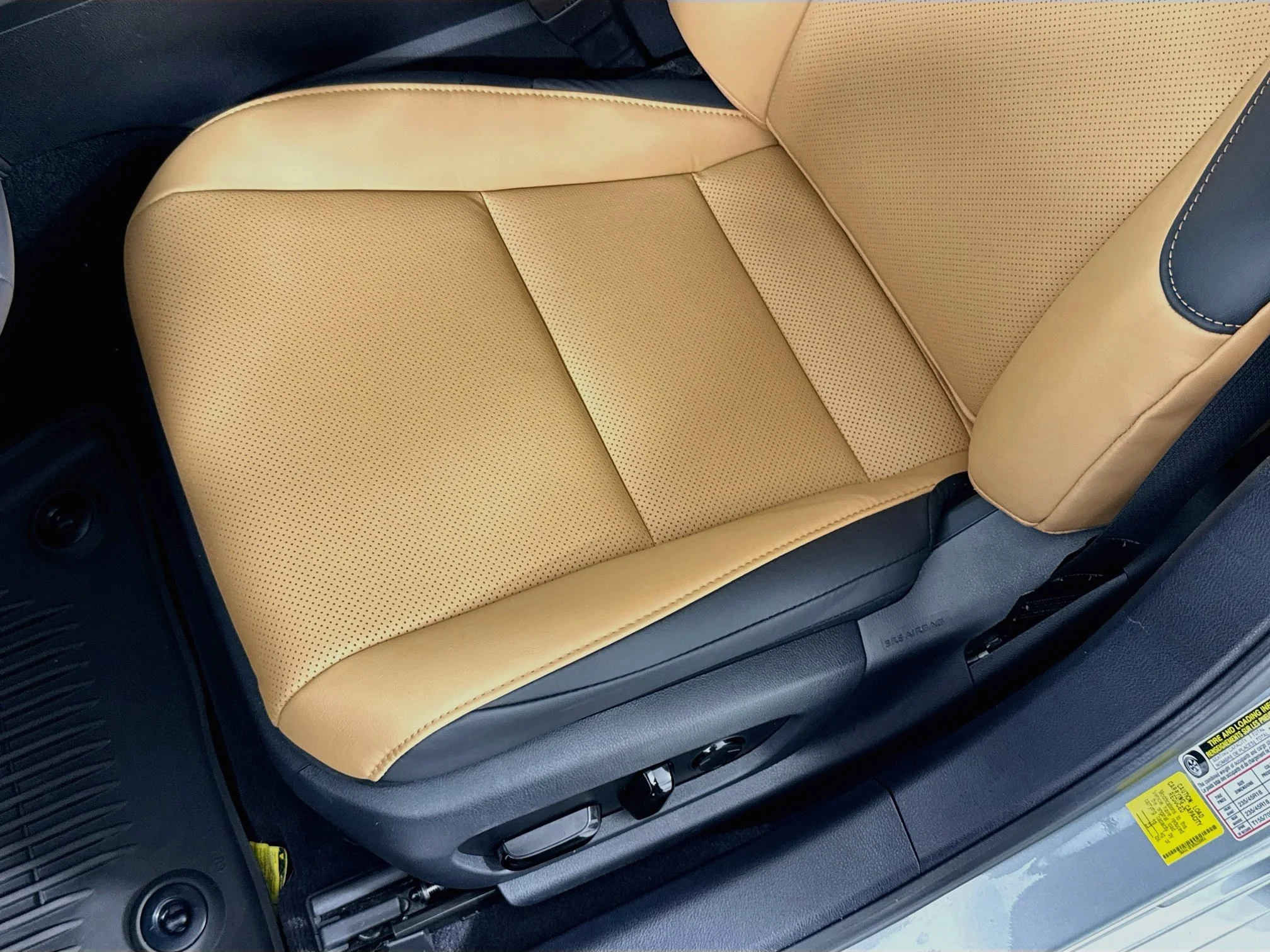 Certified Used 2025 IRIDIUM Lexus 350 image 20