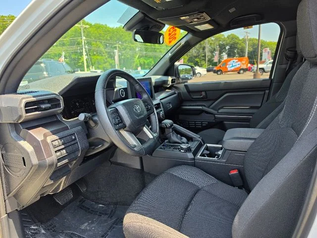 Used 2025 White Toyota SR5 image 20