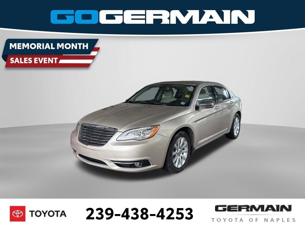 2014 Chrysler 200 Limited's photo