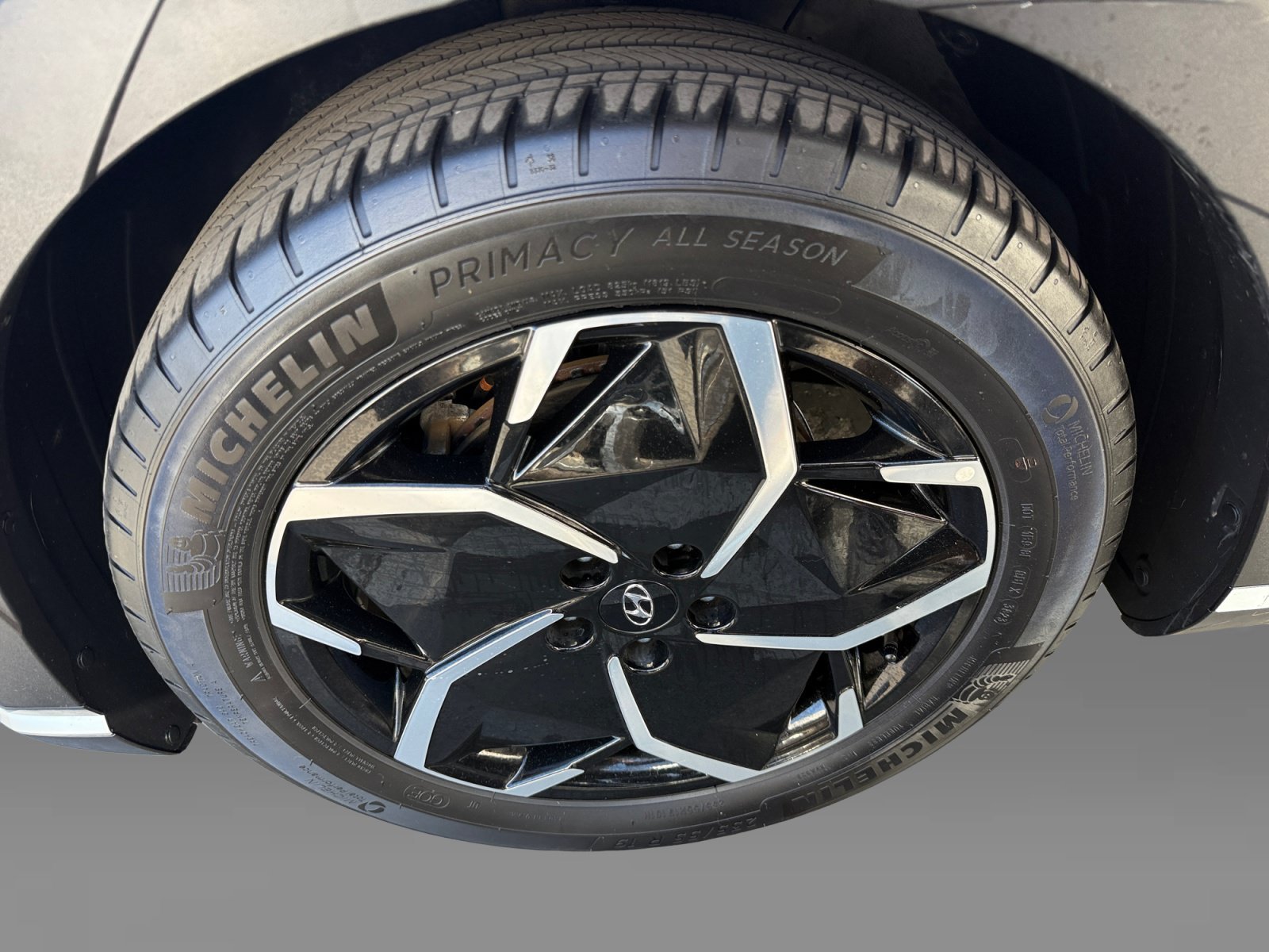 Used 2024 Abyss Black Hyundai SEL image 9