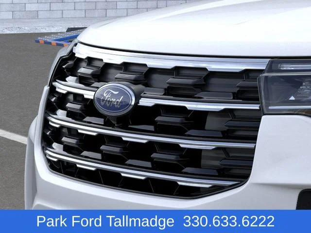 New 2026 Star White Metallic Tri-Coat Ford Active image 17