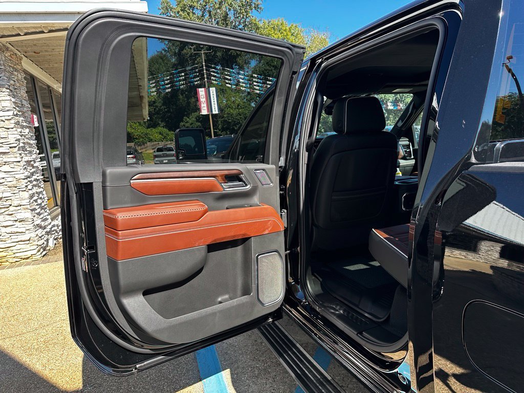 New 2026 Onyx Black GMC Denali Ultimate image 15