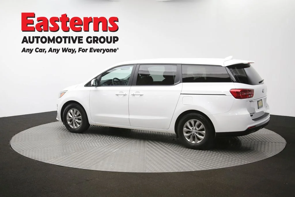 Used 2020 White Kia LX image 62