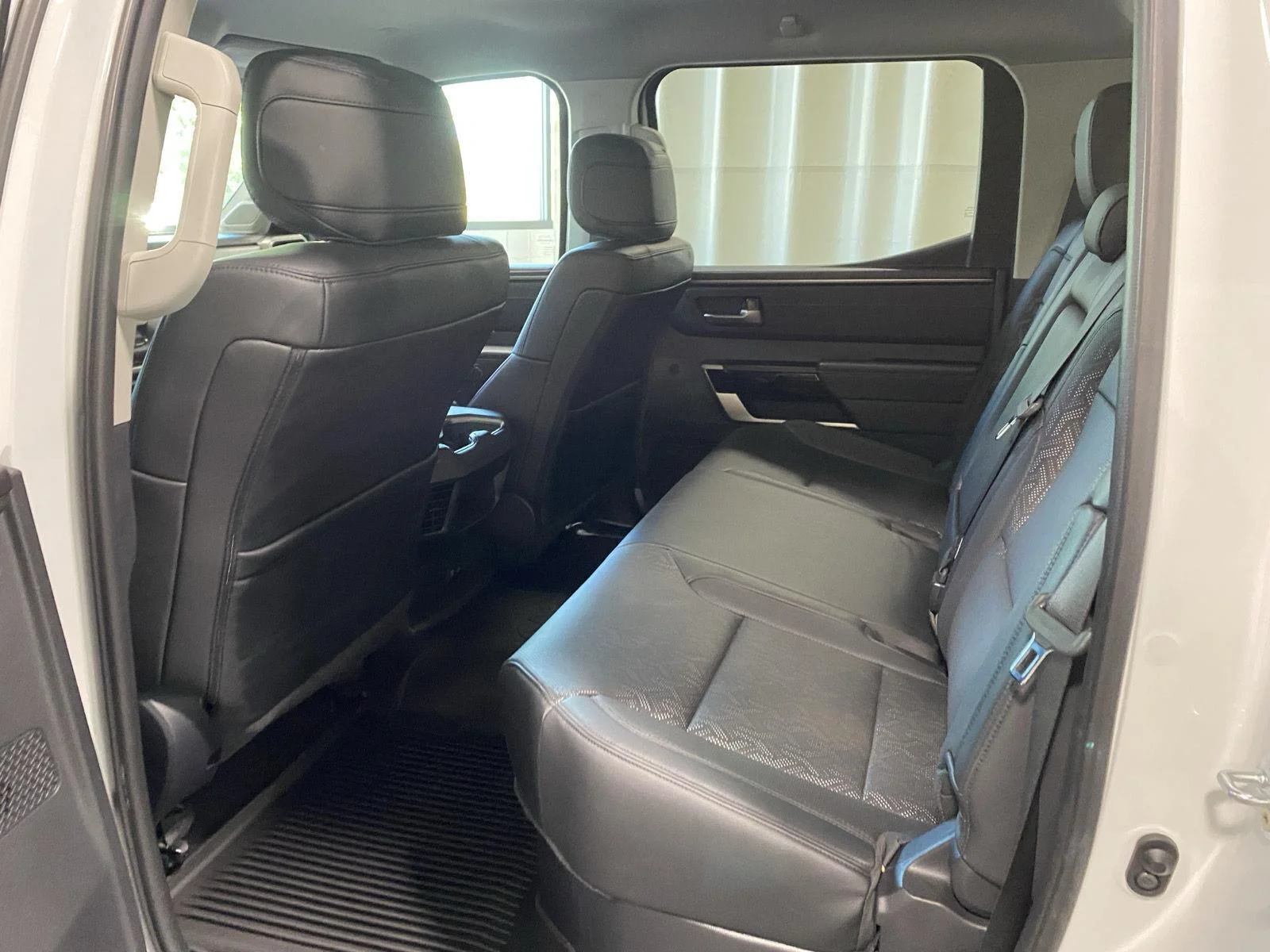 Used 2024 Wind Chill Pearl Toyota Limited image 12