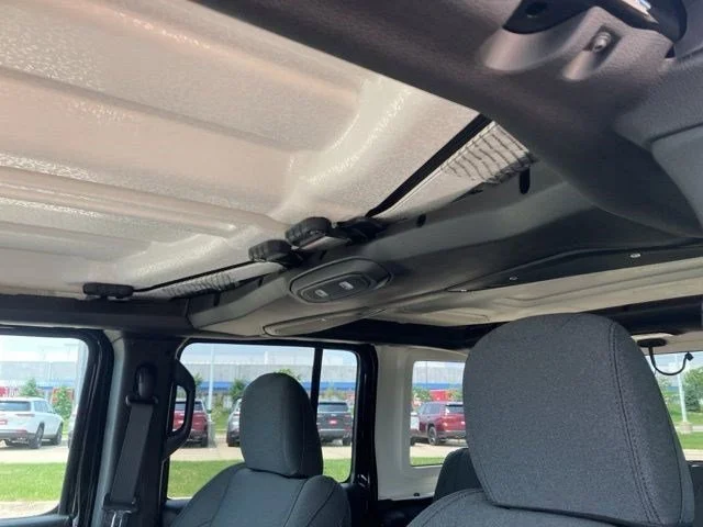 2025 Jeep Wrangler 4-Door Sport S - Photo 14
