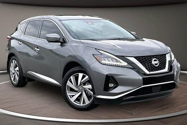 Used 2021 Gray Nissan SL image 10