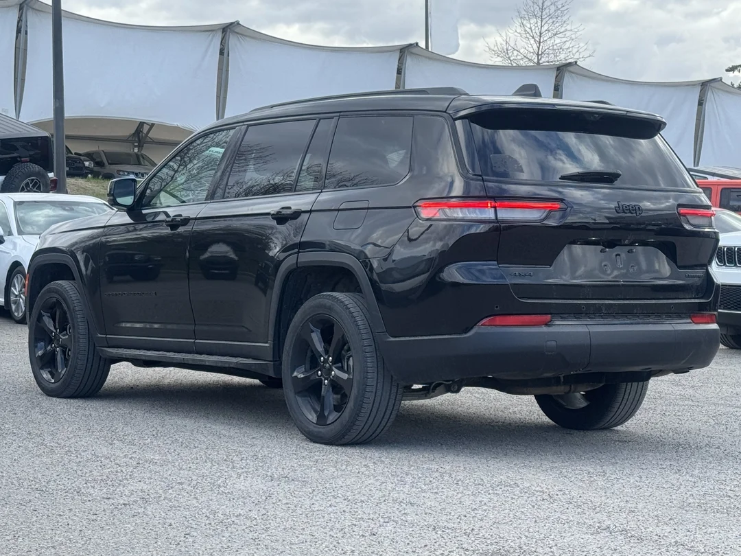 Certified Used 2024 Black Jeep Limited - - 4x4 - Black App Pkg - Pano Sunroof - Luxury Tech II & More! image 6