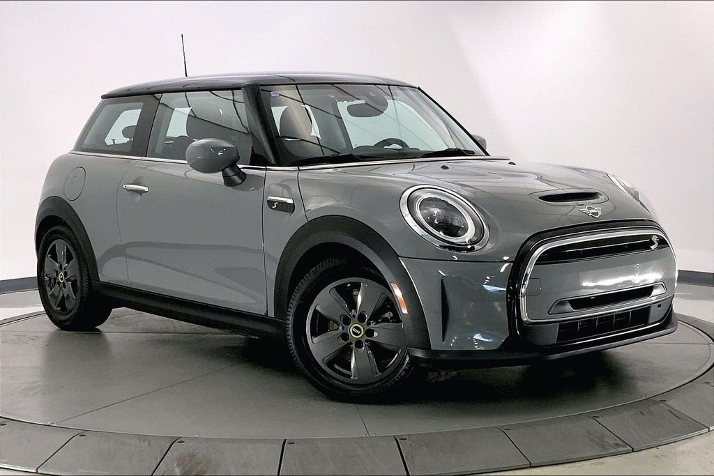 2022 MINI Hardtop 2 Door SE