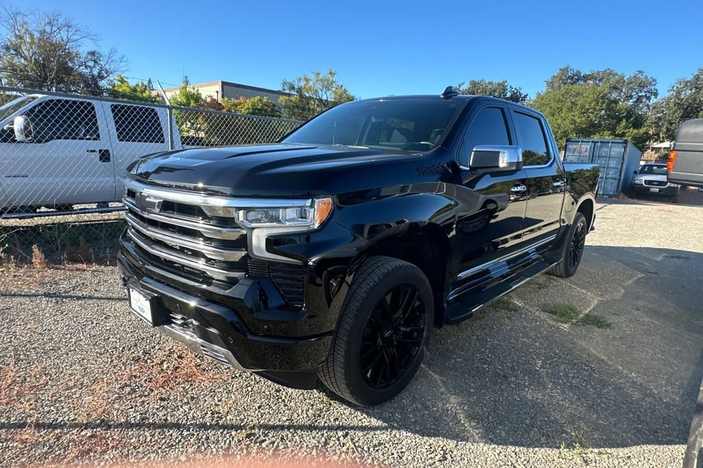 Used 2023 Black Chevrolet High Country image 2