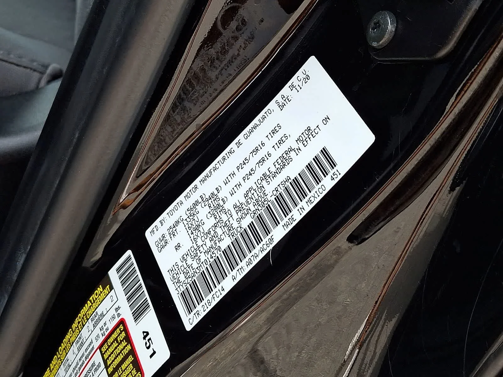 Certified Used 2021 Midnight Black Metallic Toyota SR5 image 30