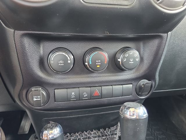 Used 2016 Black Clearcoat Jeep Unlimited Sport image 24