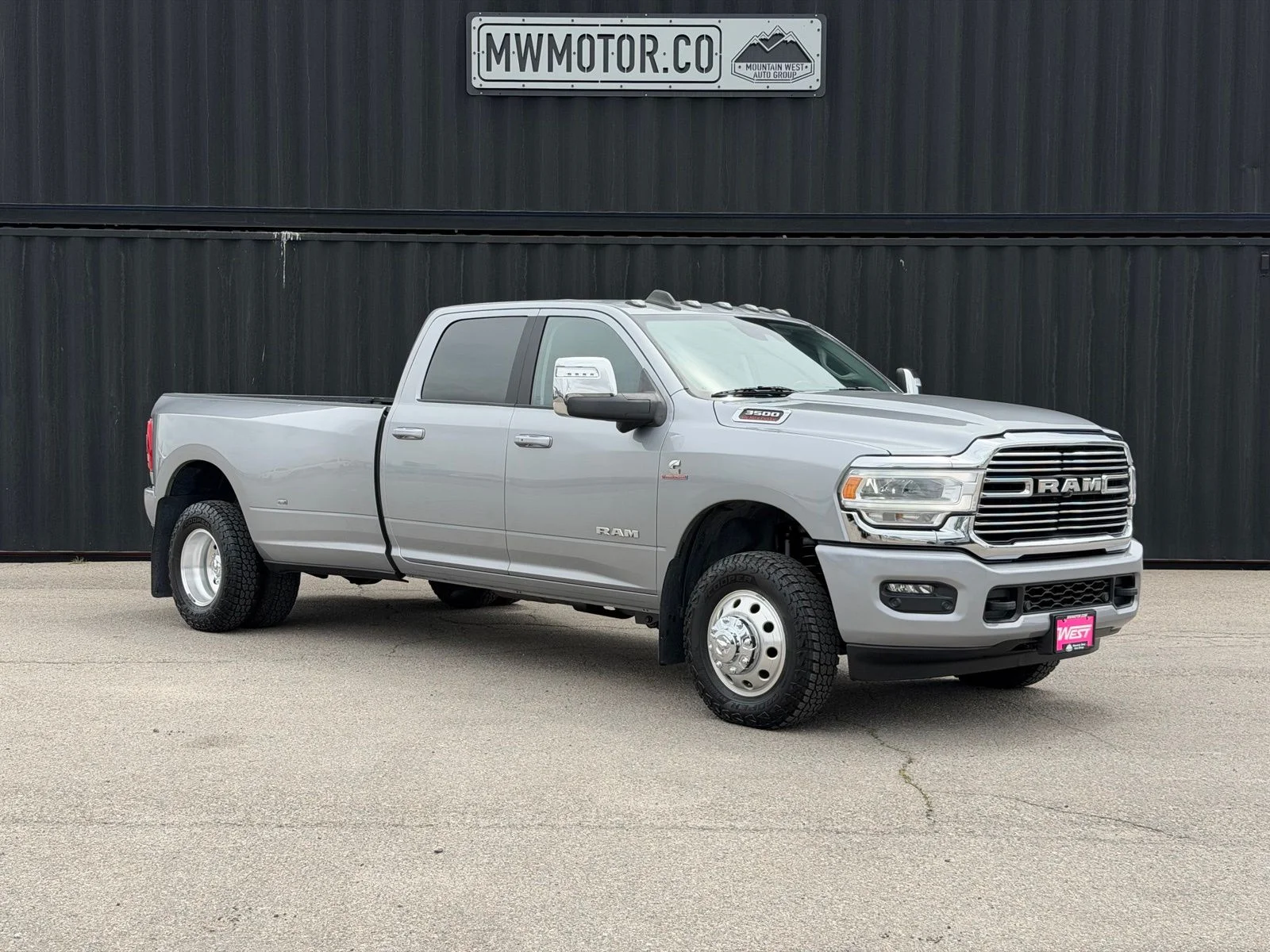 Used 2024 Silver Ram Laramie image 1