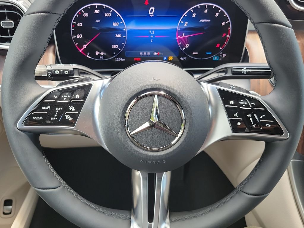 New 2026 White Mercedes-Benz GLC 300 image 25