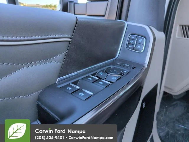 New 2026 Star White Metallic Tri-Coat Ford Platinum image 11