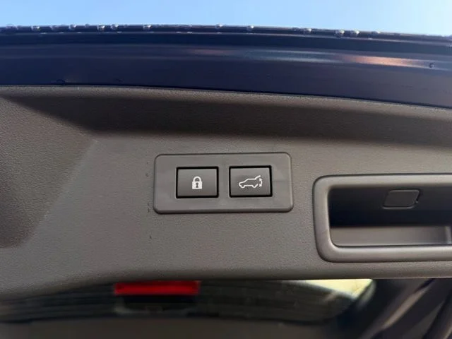 New 2026 SAPPHIRE BLUE PEARL Subaru Limited XT image 22