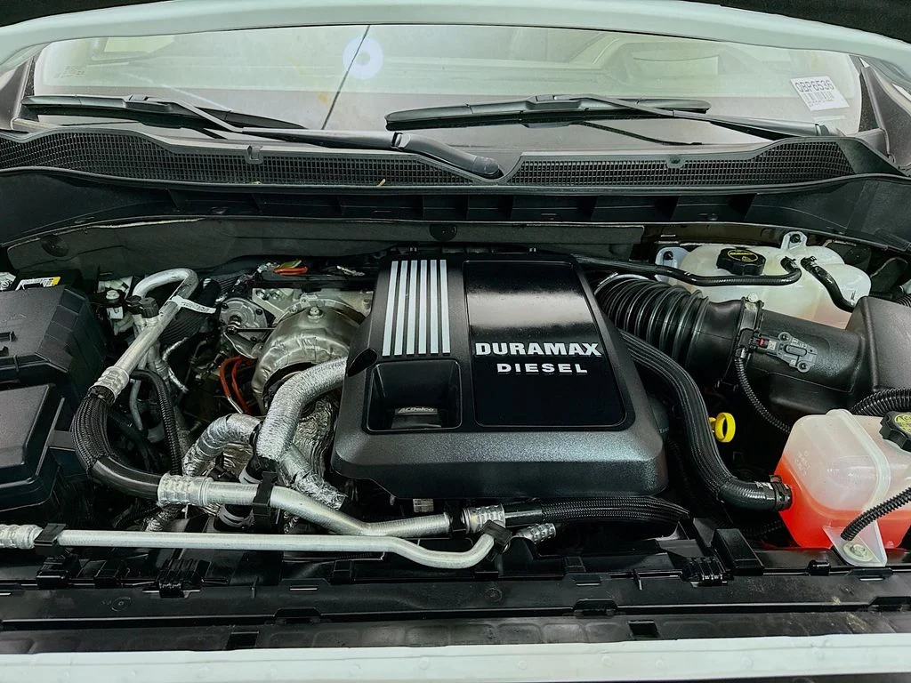 Used 2026 White Chevrolet ZR2 image 33
