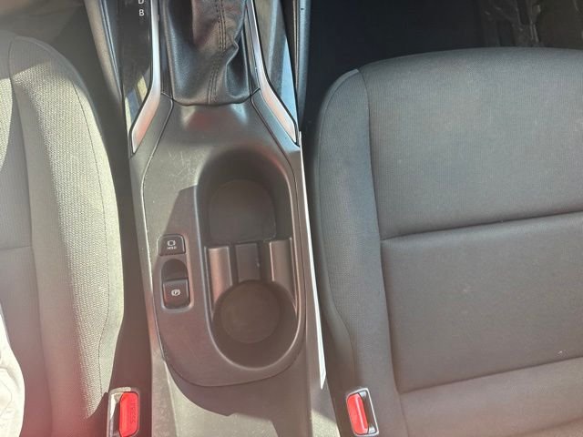Used 2025  Toyota LE image 37