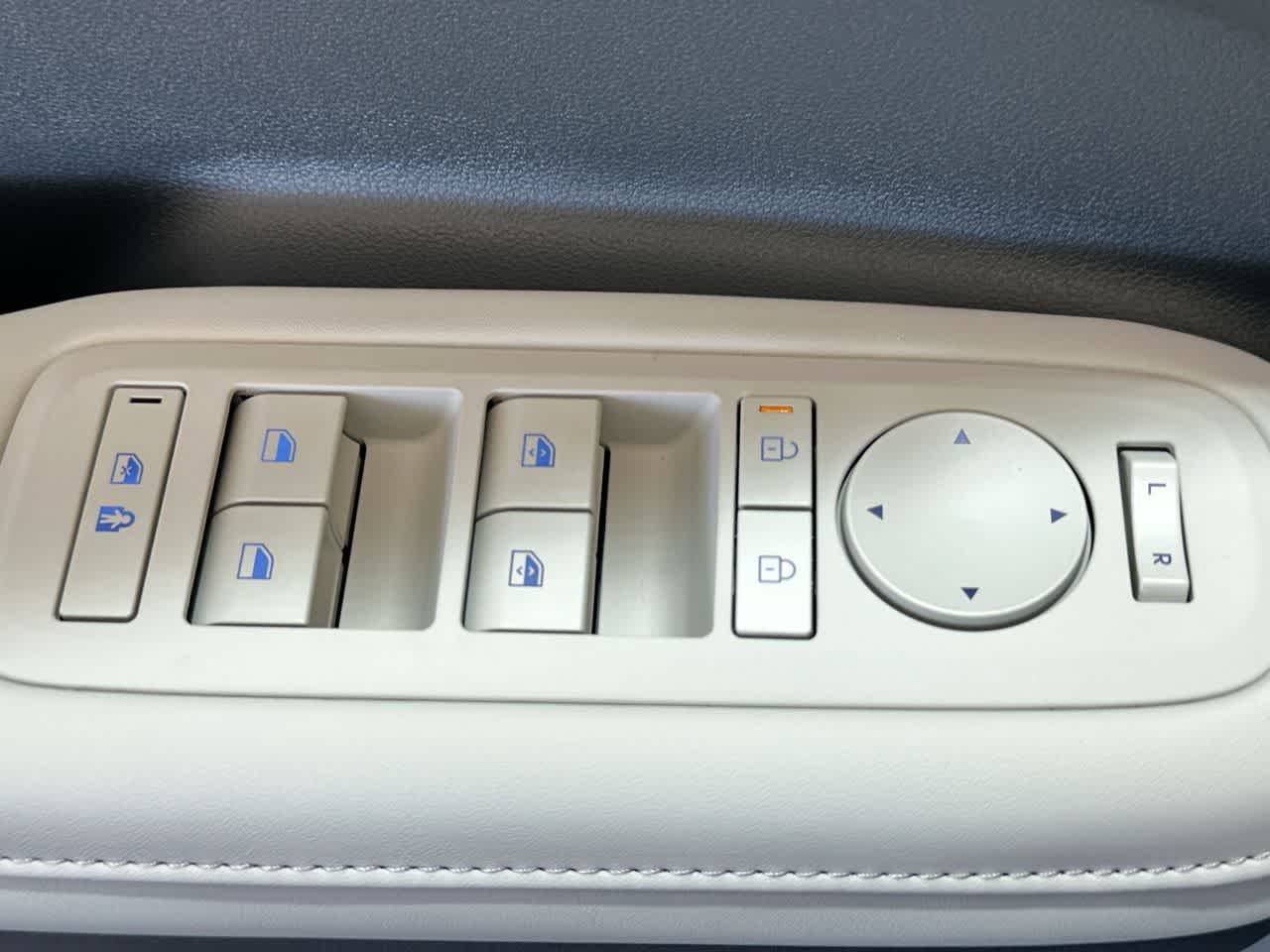 New 2026 Ecotronic Gray Hyundai SEL FWD image 17
