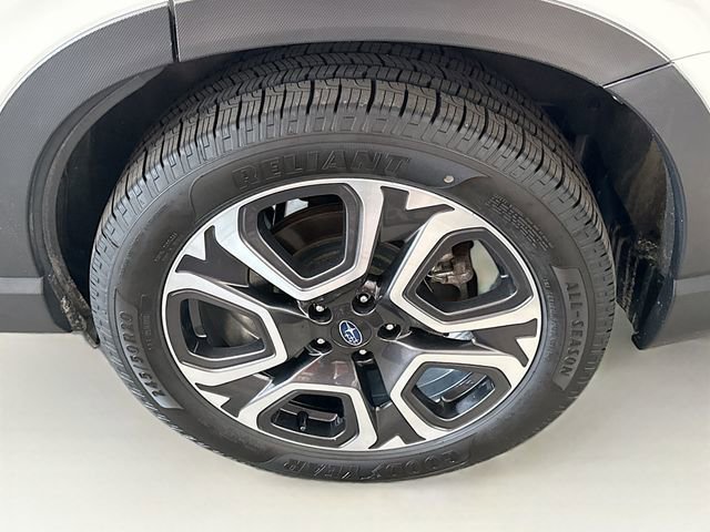 Used 2023 White Subaru Limited image 34