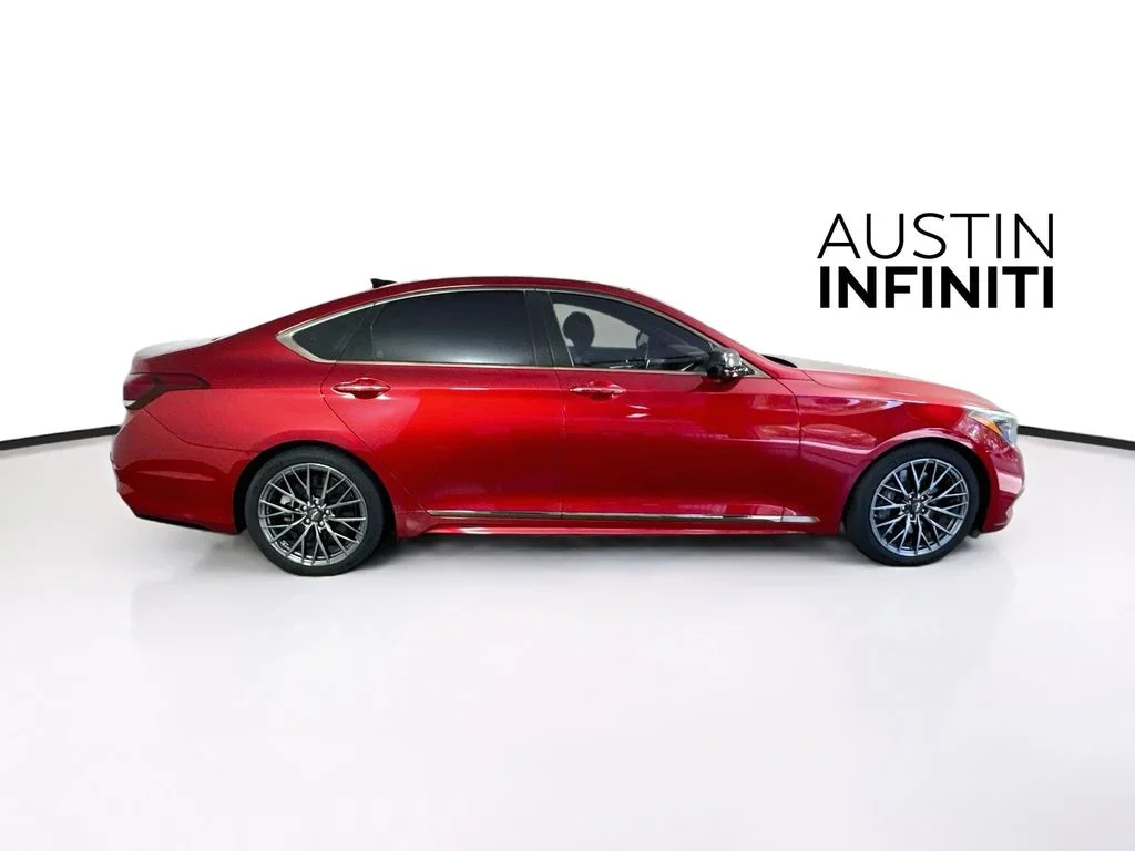 Used 2018 Red Genesis 3.3T Sport image 8