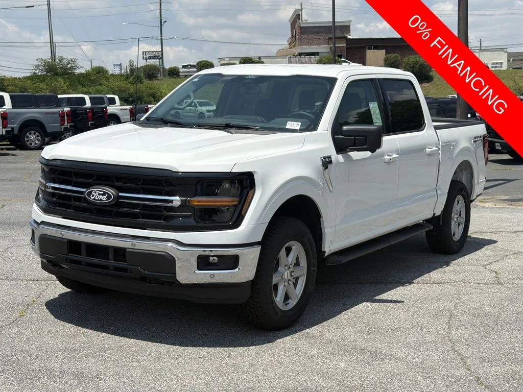 New 2026 White Ford XLT image 3