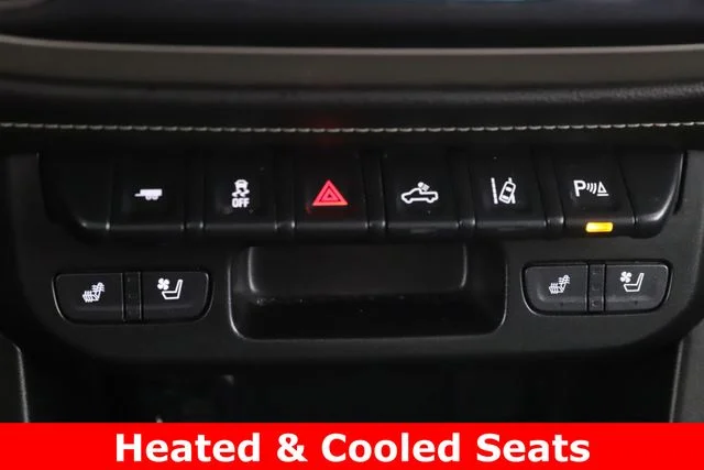 Used 2022 Black GMC Denali image 4