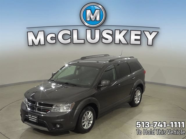 Used 2019 Gray Dodge SE image 1