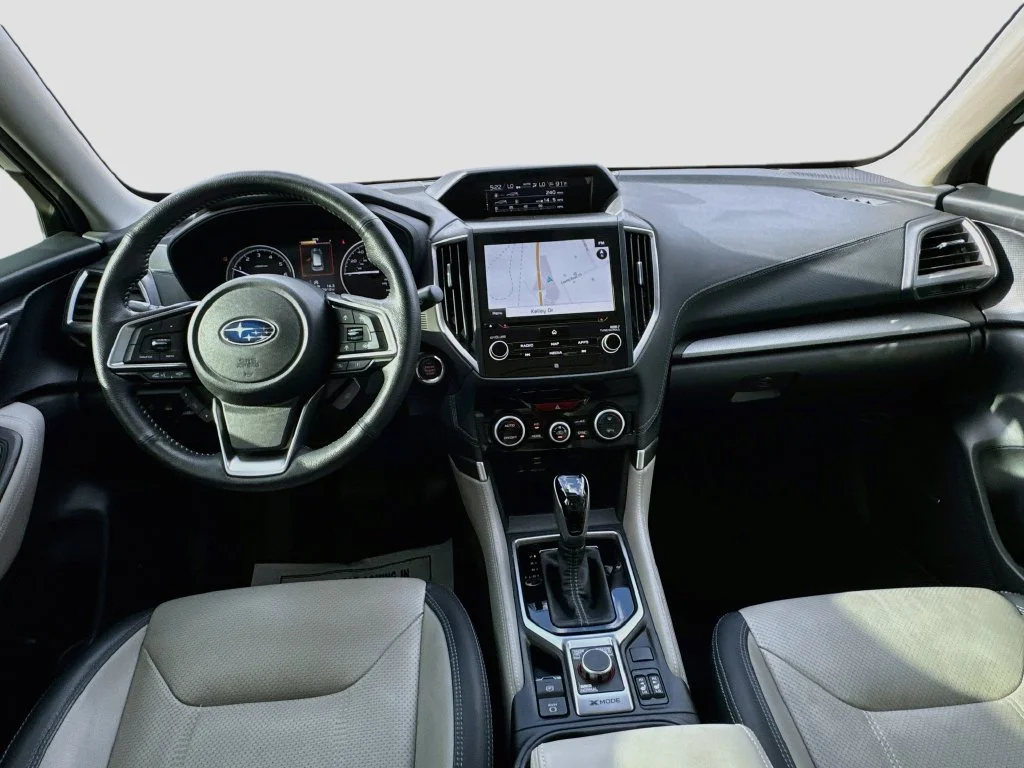 Used 2020 White Subaru Limited image 28