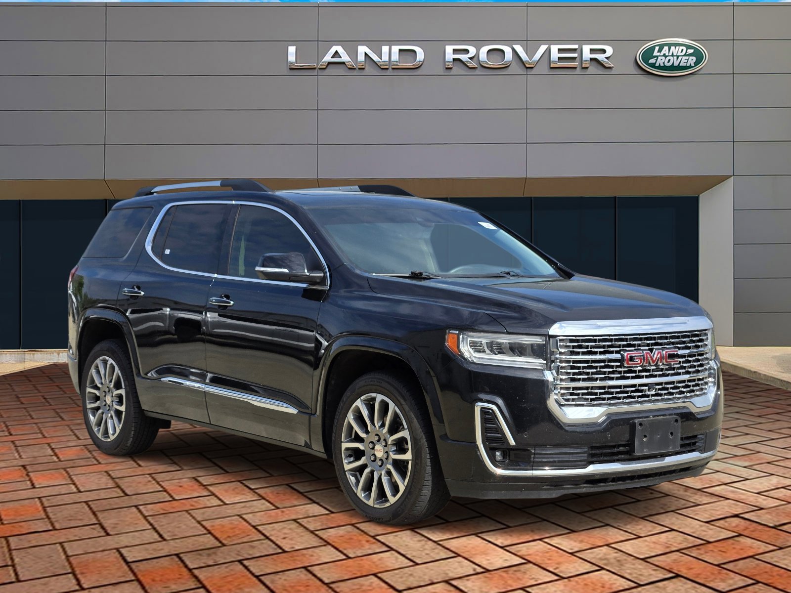 Used 2023 Ebony Twilight Metallic GMC Denali image 3