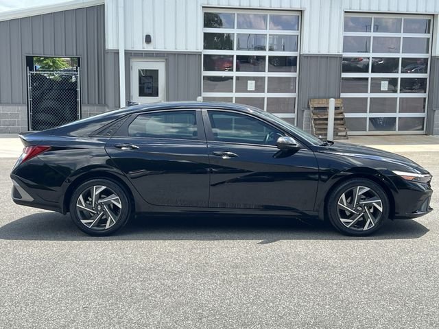 Certified Used 2025 Black Hyundai SEL Sport image 14