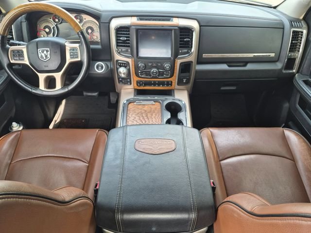 Used 2018 Brilliant Black Crystal Pearlcoat Ram Laramie Longhorn image 17