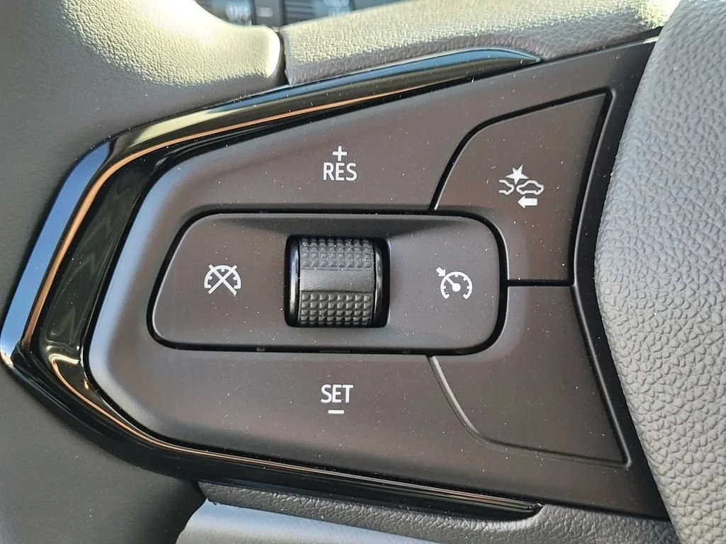 2027 Chevrolet Bolt RS - Photo 19